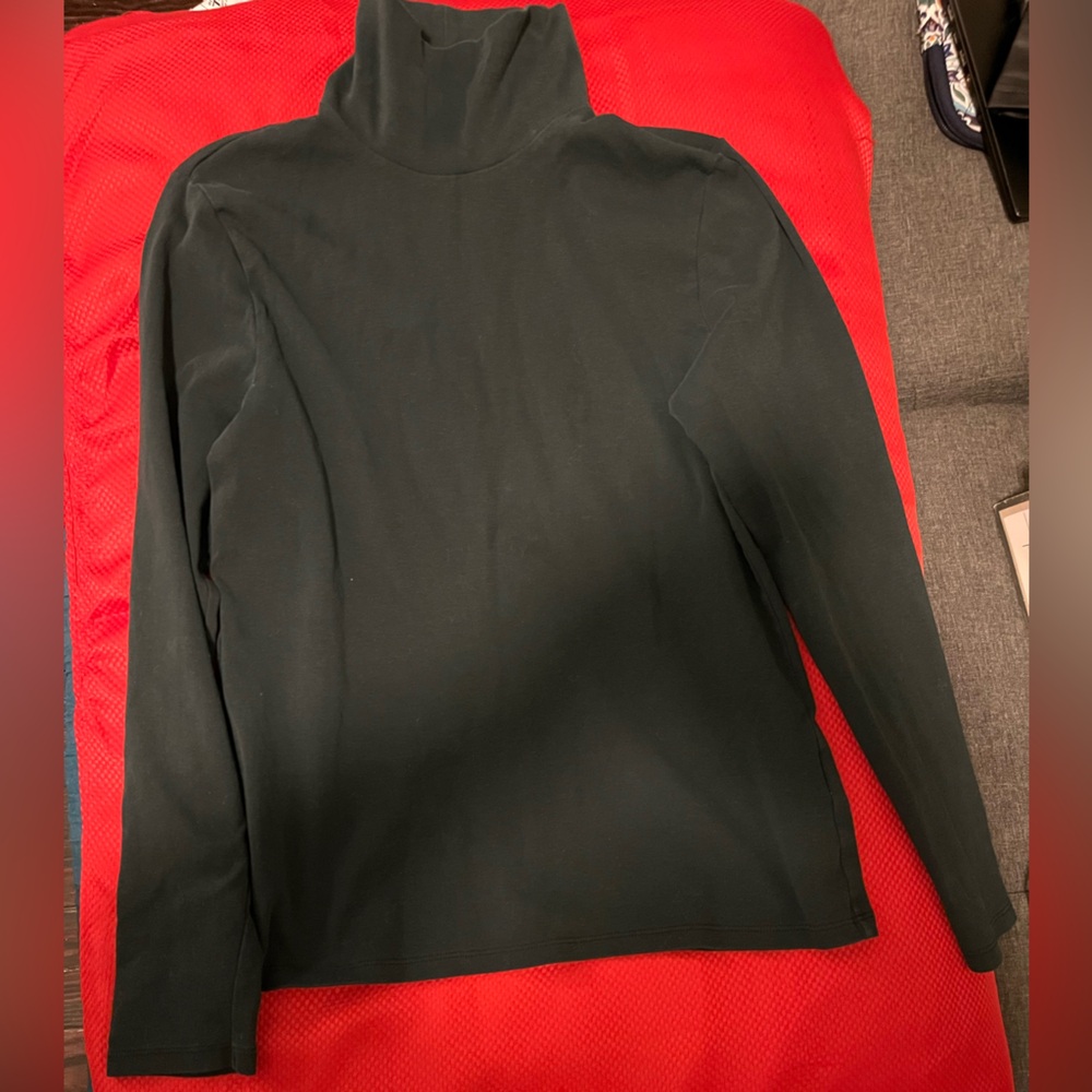 Uniqlo Dark Green Turtleneck cotton Sz Medium